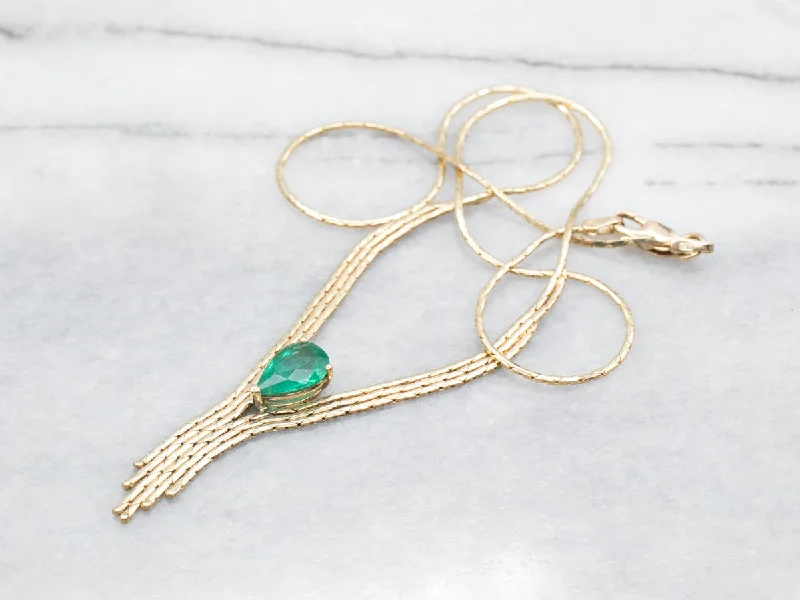 Gloss bead necklaces-Yellow Gold Pear Cut Emerald Necklace with Lobster Clasp