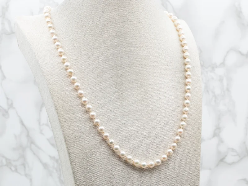 Chiseled disc necklaces-Long Beaded Pearl Necklace