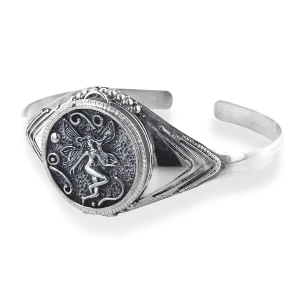 Stream shape bangles-Fairy Poison Locket or Prayer Box Sterling Silver Cuff Bracelet 7.5"