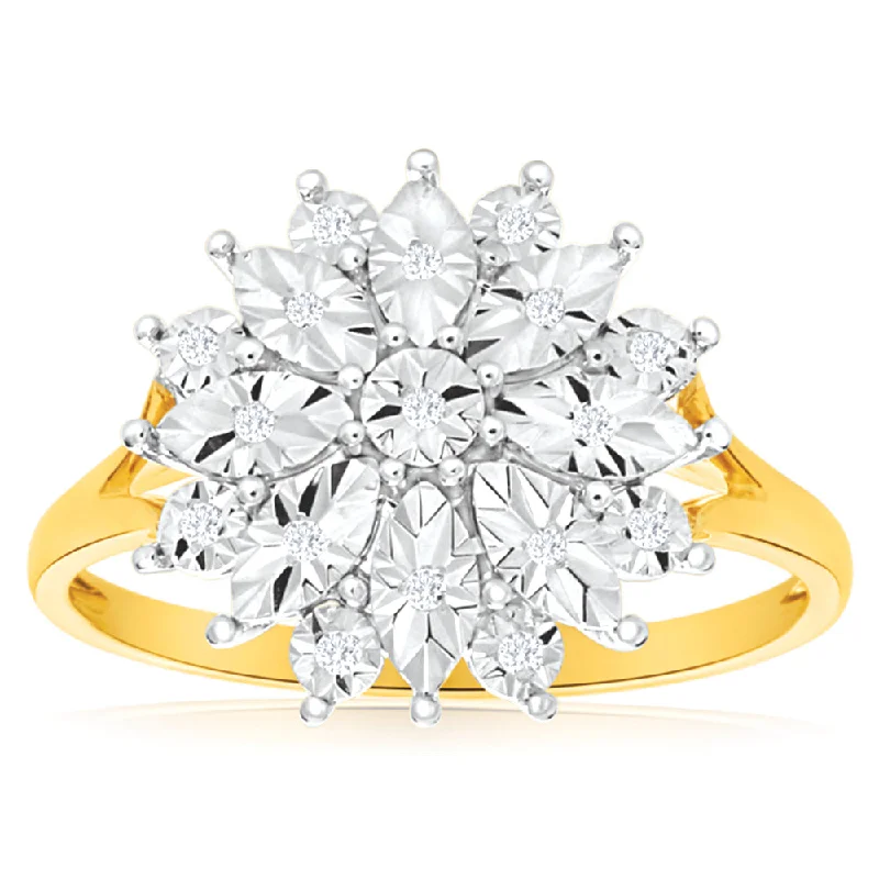 Clear star rings-9ct Yellow Gold Ring With 19 Diamonds