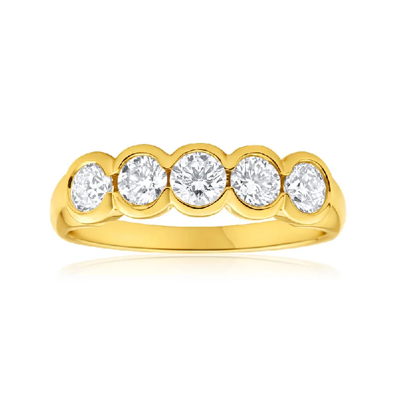 Beryl gem rings-18ct Yellow Gold Ring With 1 Carat Of Bezel Set Diamonds